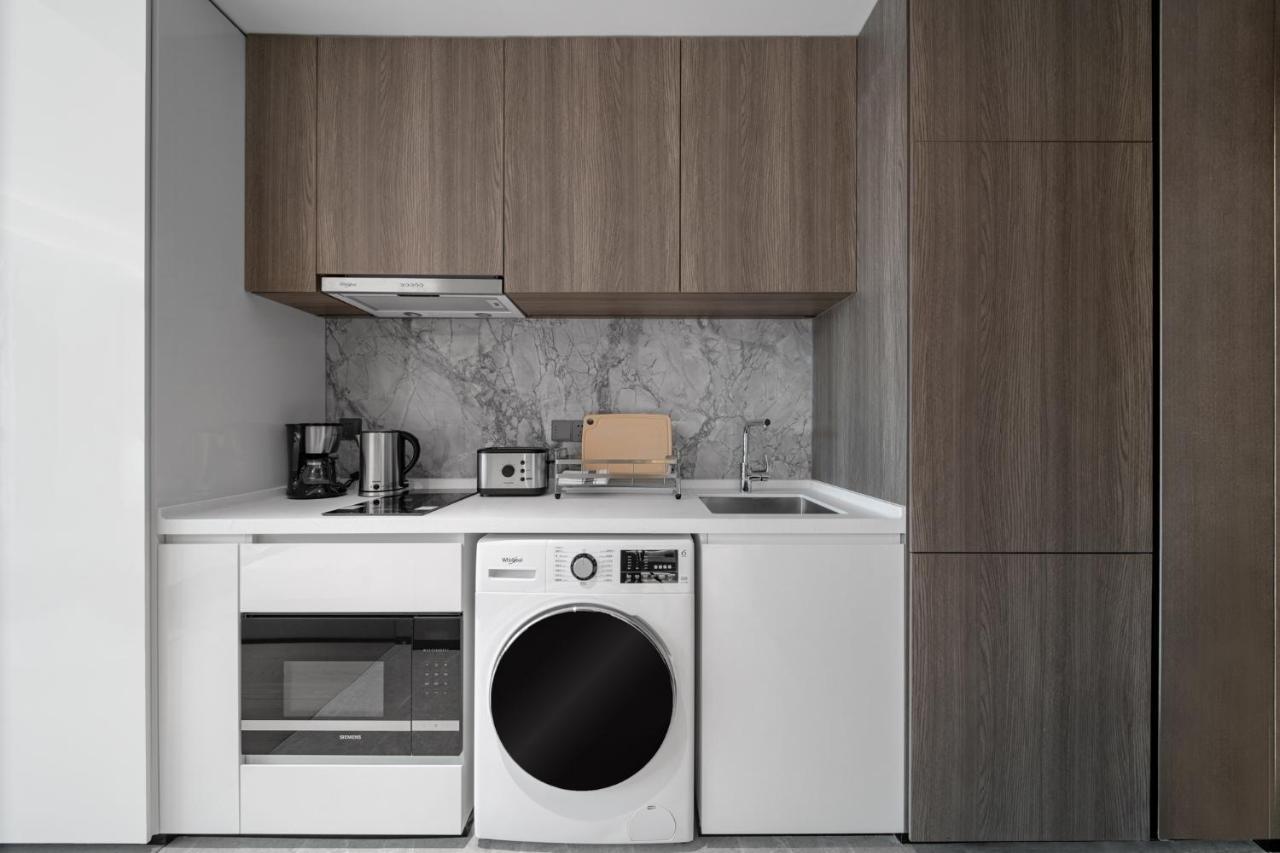 Ascott Icc Guangzhou Apartment Bagian luar foto